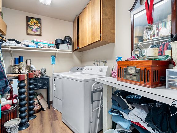 3rd image of 4919 N Millbrook Ave APT 103
