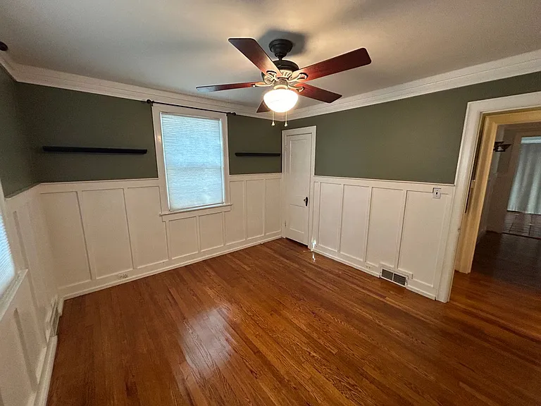 2461 Lyndhurst Ave — Photo 84