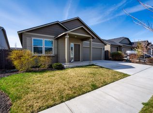 2462 NW Ivy Way, Redmond, OR 97756