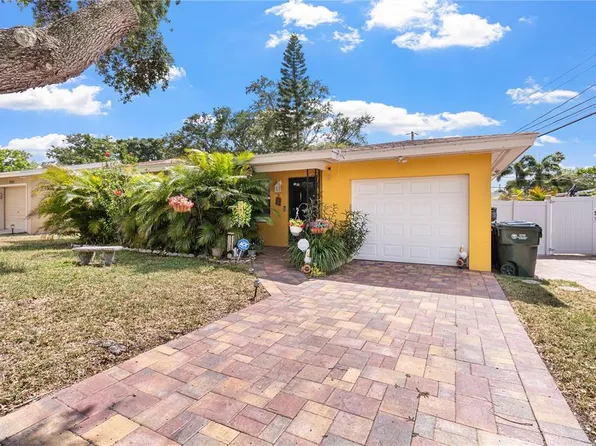 2042 Isabelle St, Largo, FL 33774