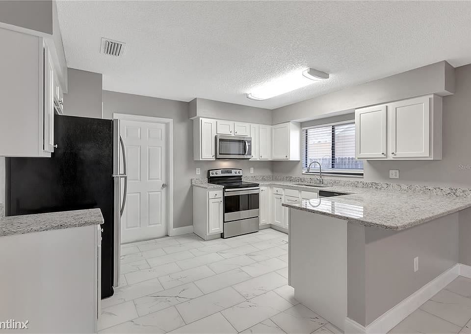 1st image of 5115R Nashville Dr