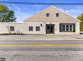 34 Main St, Seven Valleys, PA 17360