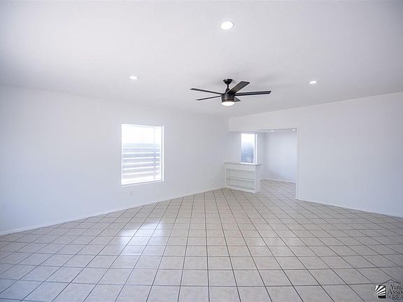 3rd image of 1338 S 10th Ave