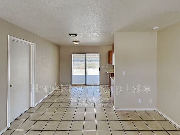 4th image of 2051 Guest Ln