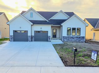 4102 Royal Ct, Hays, KS 67601