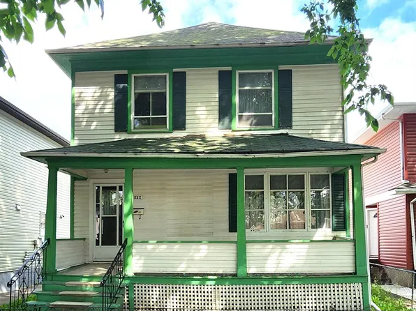 9522 110th Ave NW, Edmonton, AB T5H 1H4