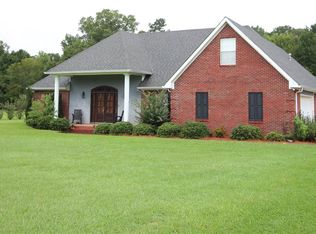 406 Persimmon Cv, Florence, MS 39073