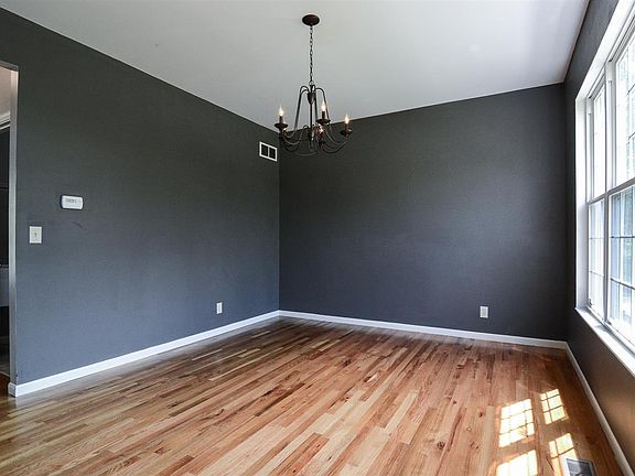 4th image of 11064 War Admiral Dr