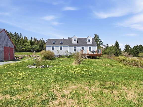 2nd image of 15 Shore Rd