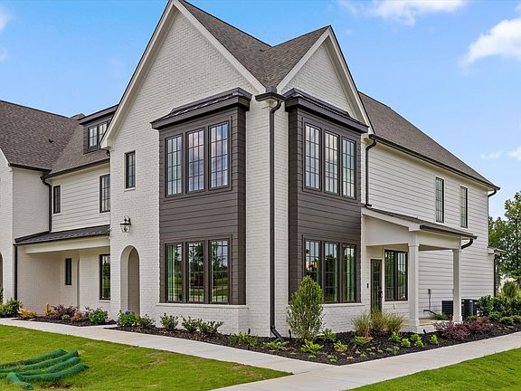 2nd image of 1862 Dawson Cir