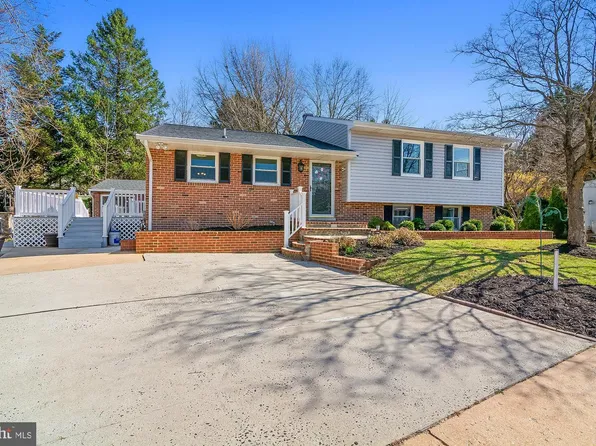 13 Moray Ct, Baltimore, MD 21236