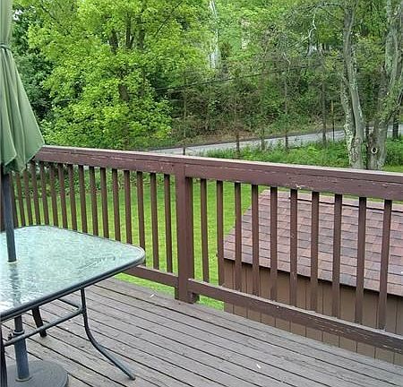 3rd image of 966 Cedarwood Dr