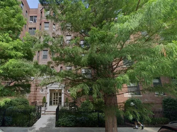 645 E 26th St APT 6J, Brooklyn, NY 11210