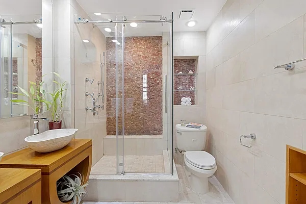 Sold by Compass | media 8