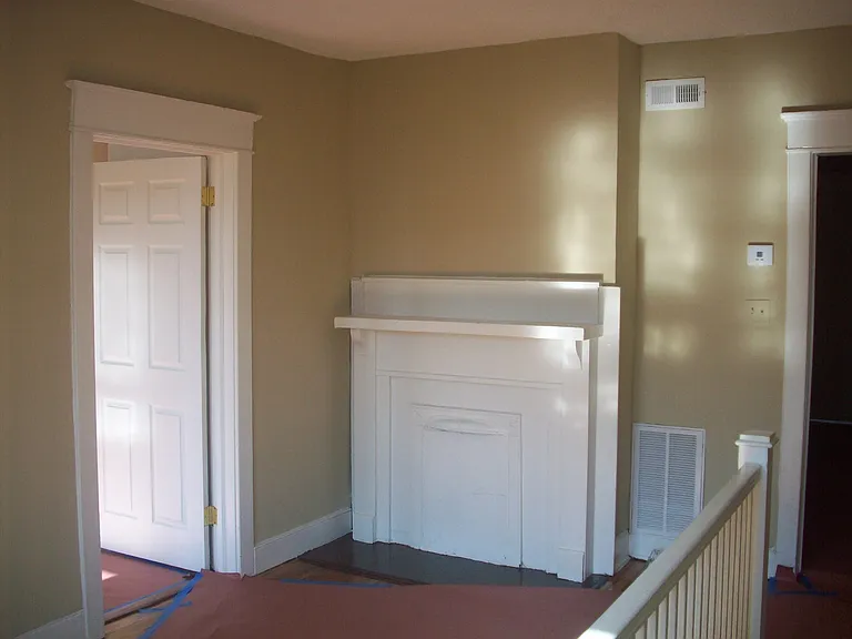 20 S Allen Ave — Photo 6
