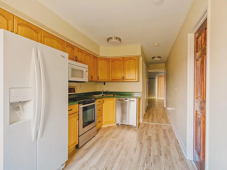 9710 Bianco Ter #3E — Photo 10