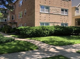 1526 W Chase Ave APT 2A, Chicago, IL 60626