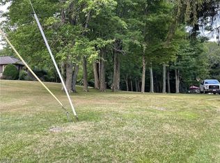 1030 Howell Ave, East Palestine, OH 44413