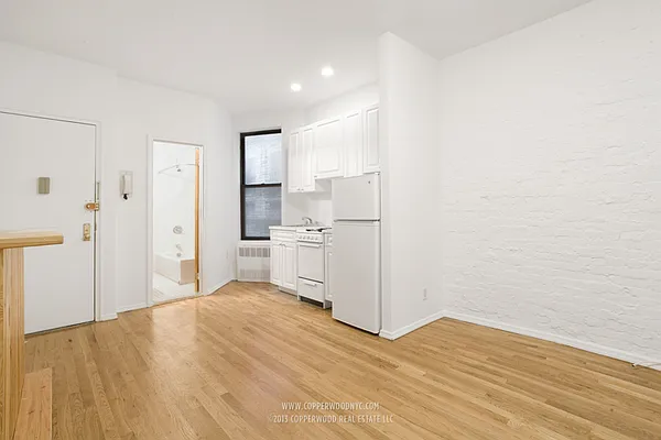 Rented by Copperwood Real Estate | media 25