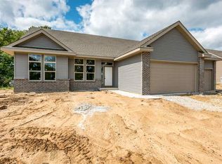 11035 N Lake Woods, Edgerton, WI 53534