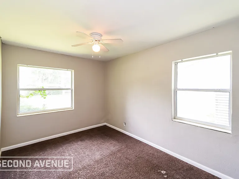1544 Breton Rd — Photo 11