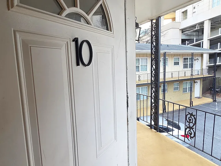 21 Delmont Dr NE #2 — Photo 2