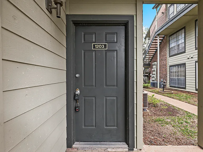 5981 Arapaho Rd #1203 — Photo 3