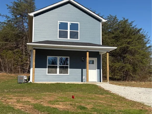 11208 Hiddenview Farm Road, Marysville, IN 47141