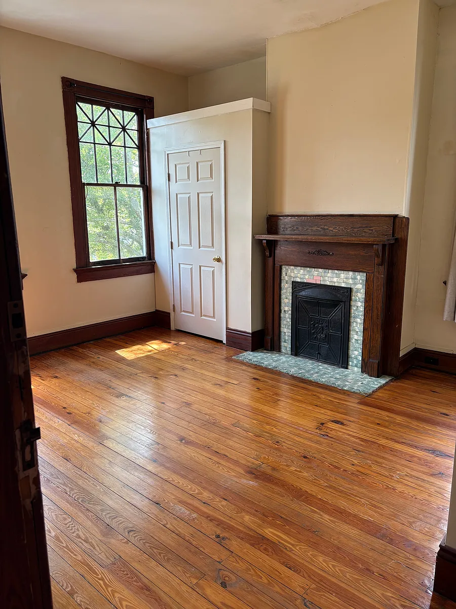 Building Photo - 7223 Freret St