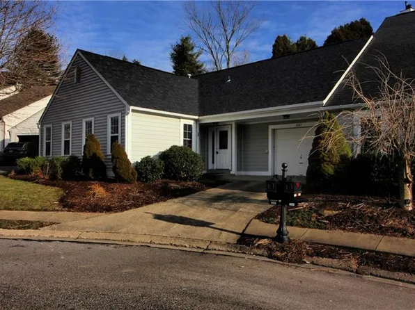 2587 Hunters Point Ct S, Wexford, PA 15090