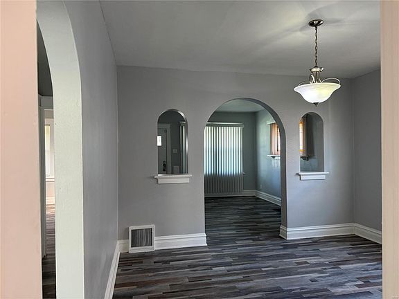 2nd image of 4661 Korte Ave