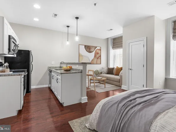 1811 Chestnut St APT 104, Philadelphia, PA 19103