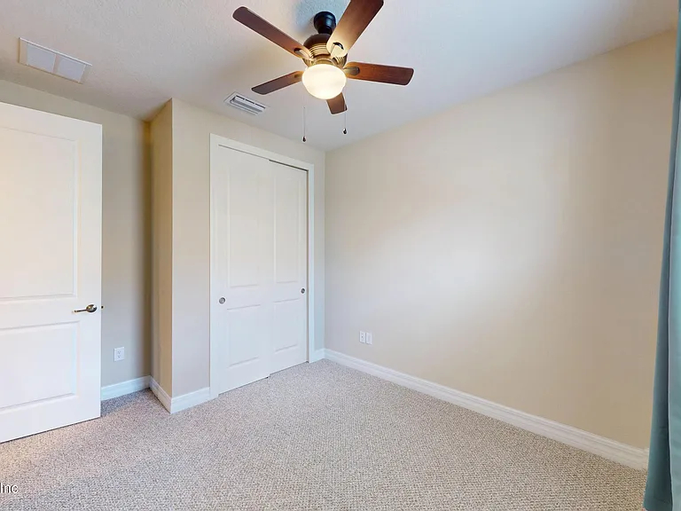 29 Lakefront Ln — Photo 16