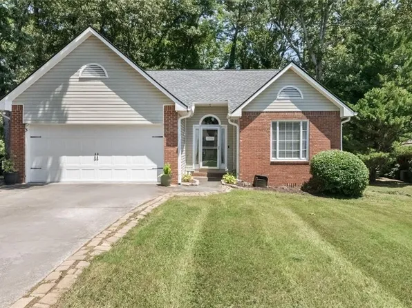 45 White Oak Dr SE, Cartersville, GA 30121