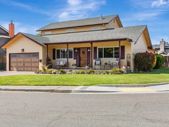 10 San Aleso Court, Novato, CA 94945
