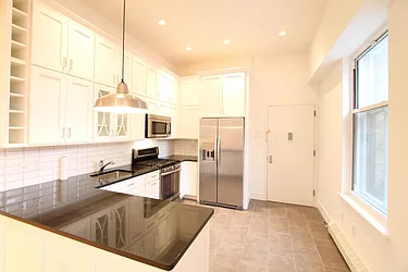 Rented by Level Group