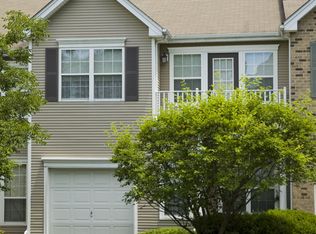 541 Adirondack Ct, Mahwah, NJ 07430