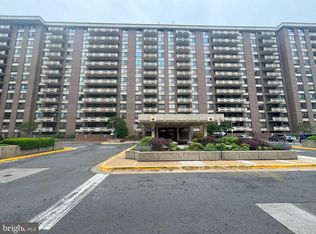 1808 Old Meadow Rd APT 107, Mc Lean, VA 22102