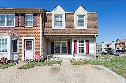 5684 Campus Dr Photo 1