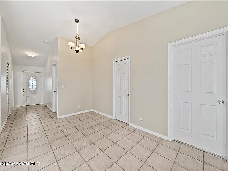 5283 Palmetto Dr #5285 — Photo 5