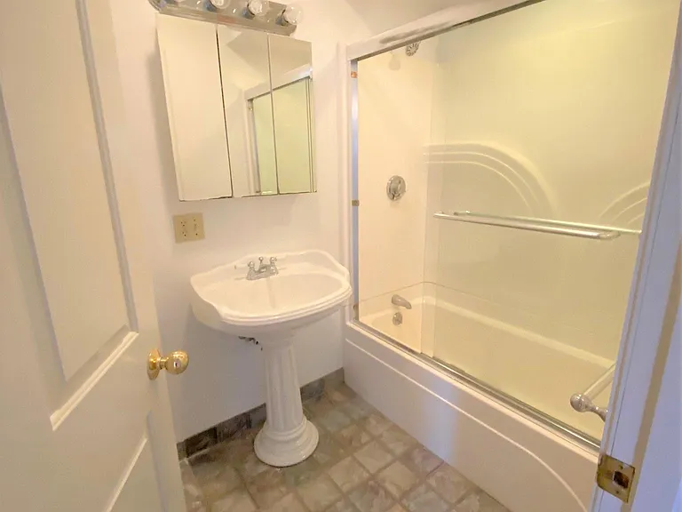 183 Columbia St #301 — Photo 7