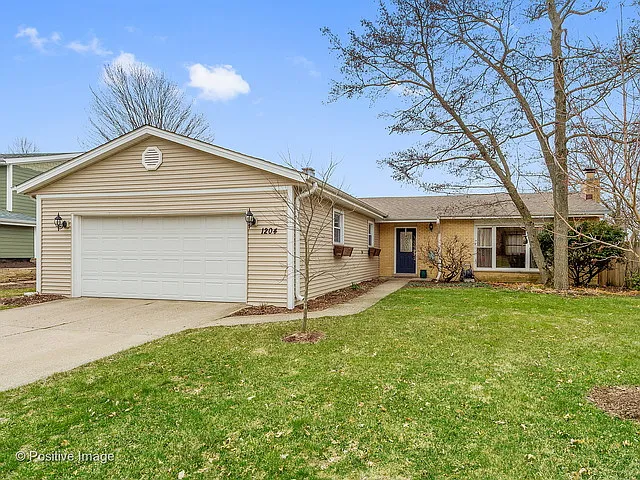 1204 Durham Dr photo 1