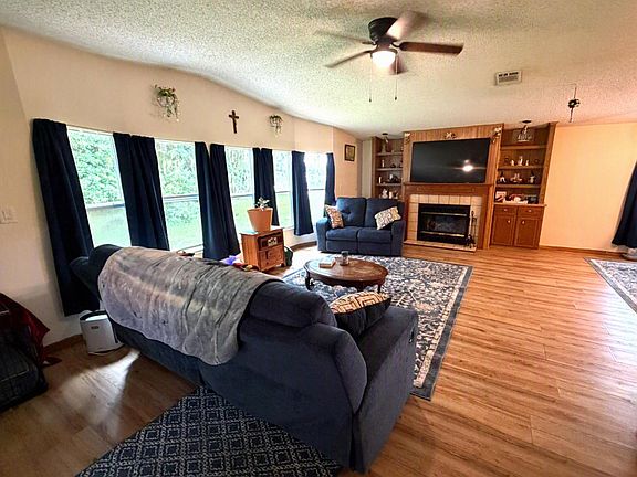 2nd image of 9525 Cypress Tree Ln #268