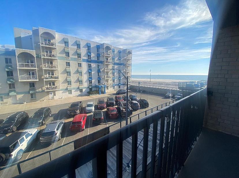 2nd image of 25 Franklin Blvd #277