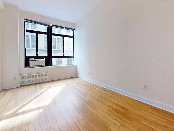 2nd image of 1 Astor Pl APT 4G