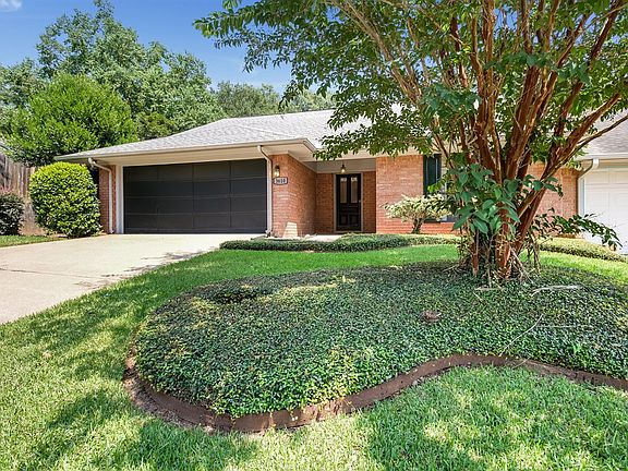 Immaculate Townhome