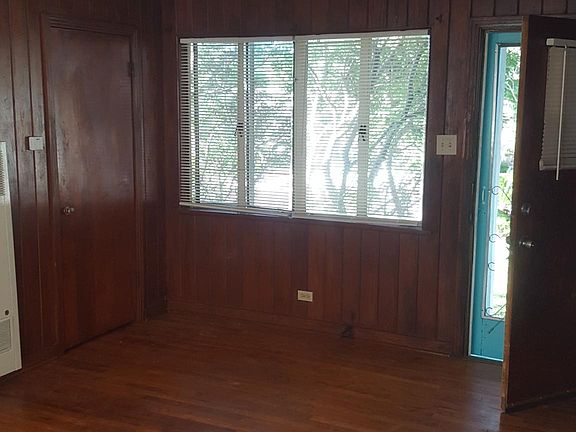 2nd image of 324 Claremont Ave #C