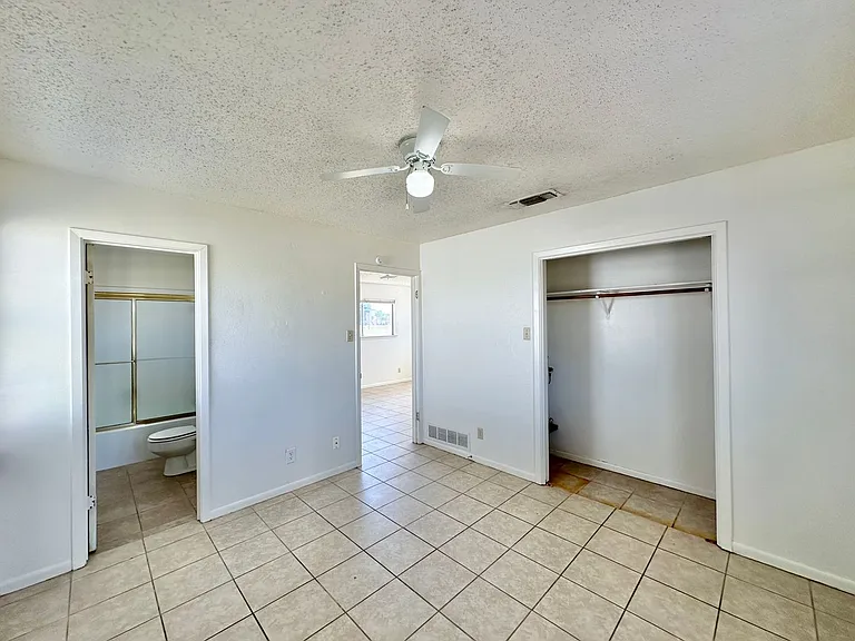 1313 W Stan Schlueter Loop — Photo 10