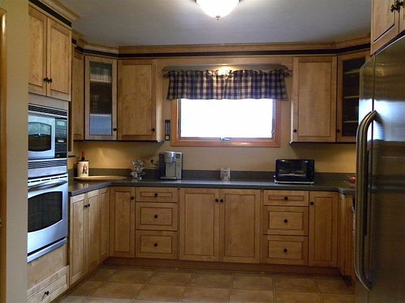 3rd image of 51 Northgate Dr