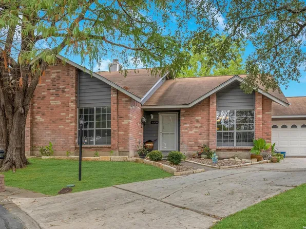 4008 OAK CT, Schertz, TX 78108